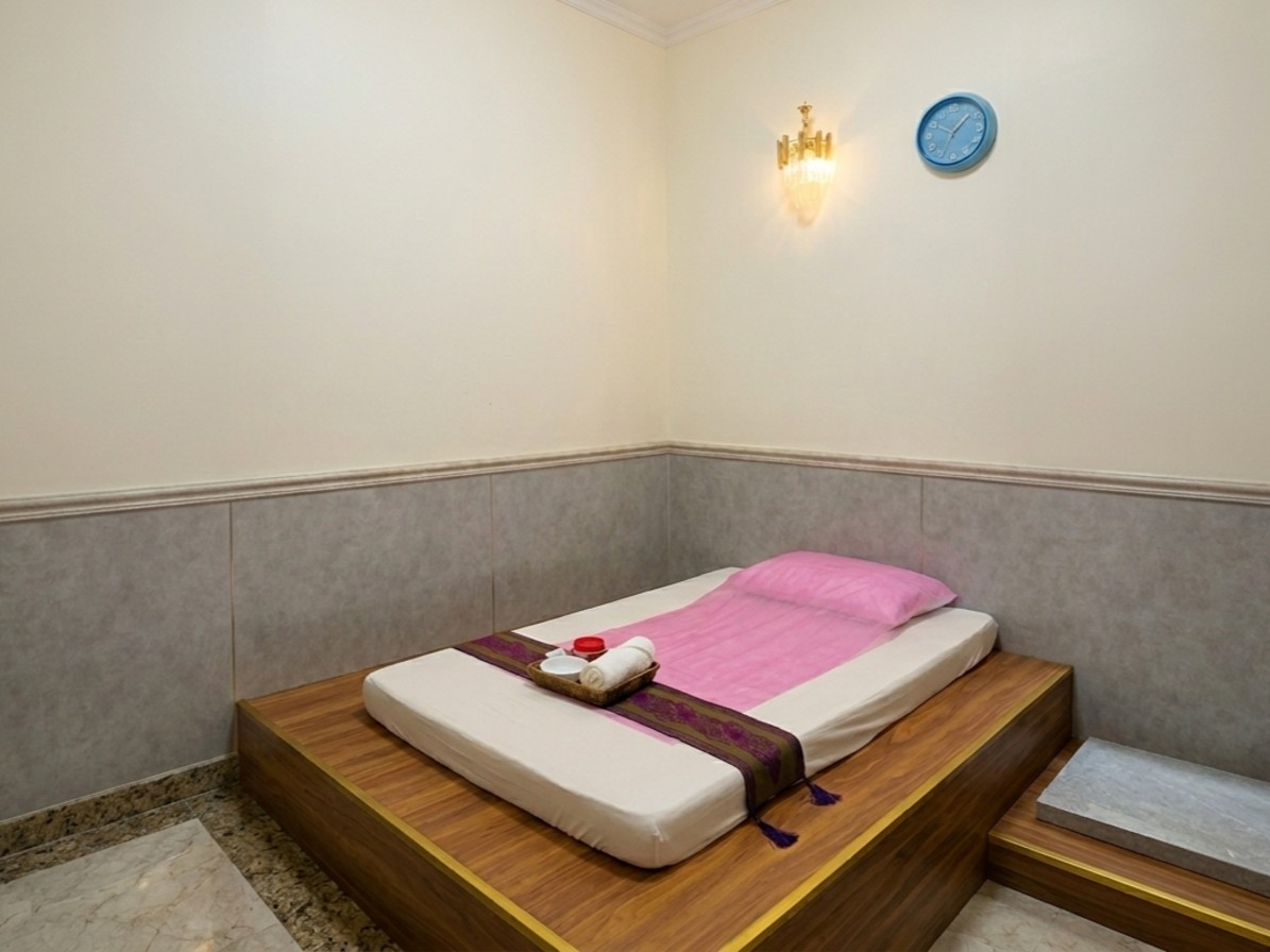 Golden Taj Spa